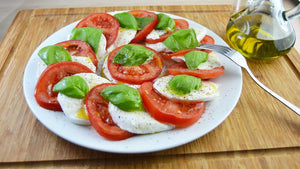 Heirloom caprese w/ mint pesto